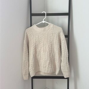 White Sweatshirt - Crewneck